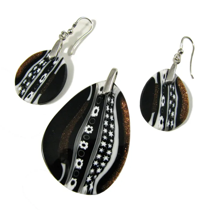 Vianello Nadia Murrine di Trebbi Davide Earrings Murano glass Black dropshaped Pendant earrings set Inglesina Vianello Nadia Murrine di Trebbi Davide Earrings Murano glass Black dropshaped Pendant earrings set Inglesina