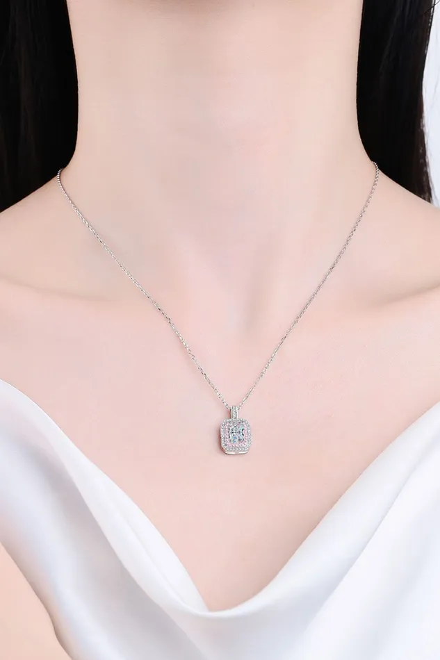 Trendsi 1 Carat Moissanite Geometric Pendant Chain Necklace Necklaces