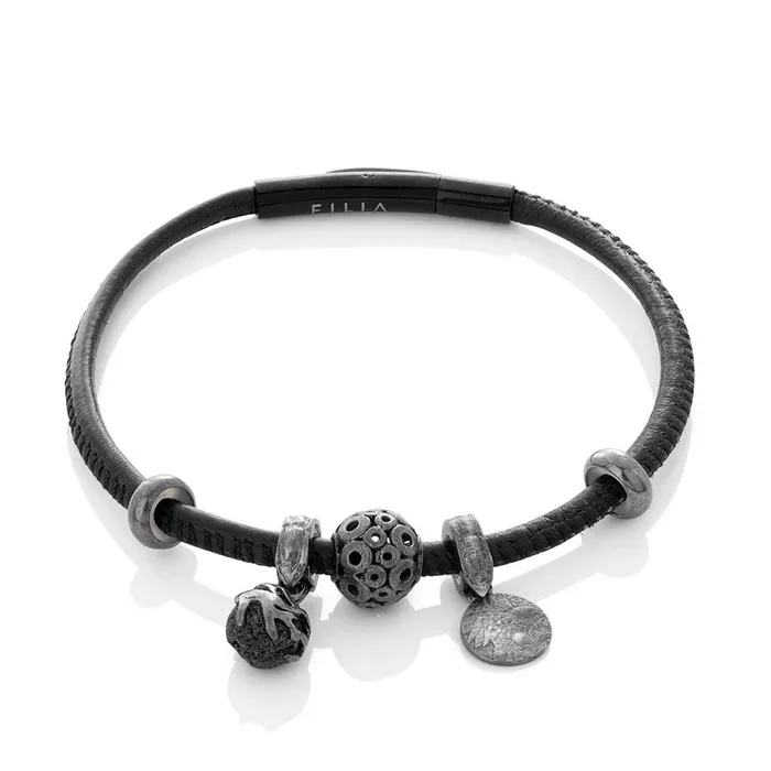 FILIA Filia Armor Charm Charm Necklaces