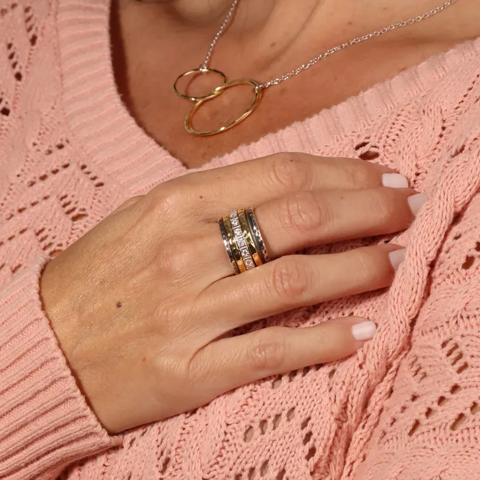 Ideaure Jewelry Rings Romina Spinner Ring