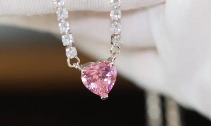 Lab Diamonds London Pink Diamond Heart Necklace Heart Necklace with Diamonds Diamond Heart Pendant Necklaces