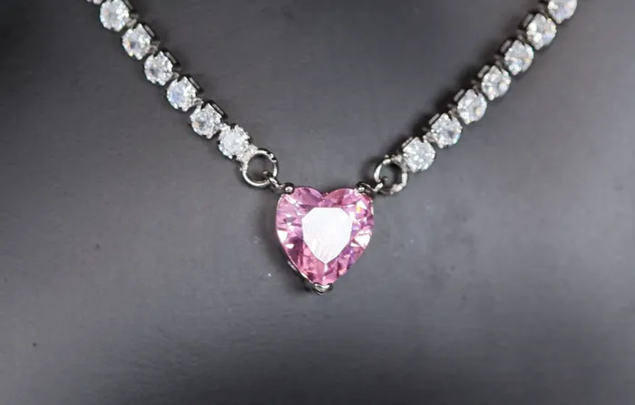 Lab Diamonds London Pink Diamond Heart Necklace Heart Necklace with Diamonds Diamond Heart Pendant Necklaces