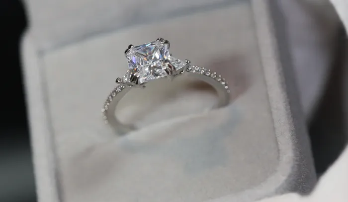 Lab Diamonds London Rings Womens Princess Cut Engagement Ring Engagement Ring