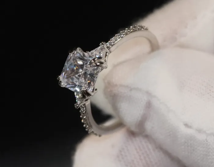 Lab Diamonds London Rings Womens Princess Cut Engagement Ring Engagement Ring