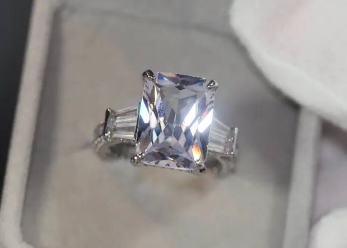 Rings Lab Diamonds London Engagement Ring Big Womens Ring Big Carat Ring Emerald Engagement Ring Big Diamond Ring Engagement Rings Big Diamond Rings