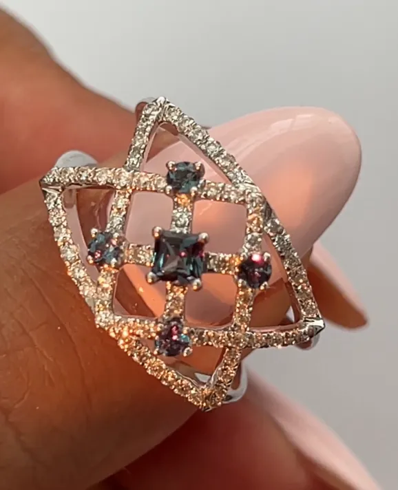 Stars Across 18K White Gold Natural Alexandrite Ring Safiya Jewels Rings