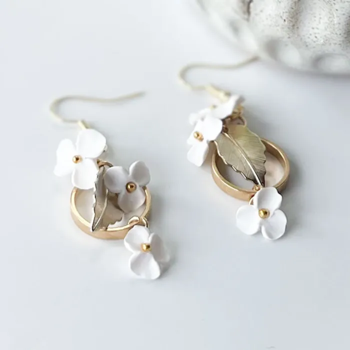 Willow Wattle Handmade Earrings NEW Gold and White Floral Drop Earrings