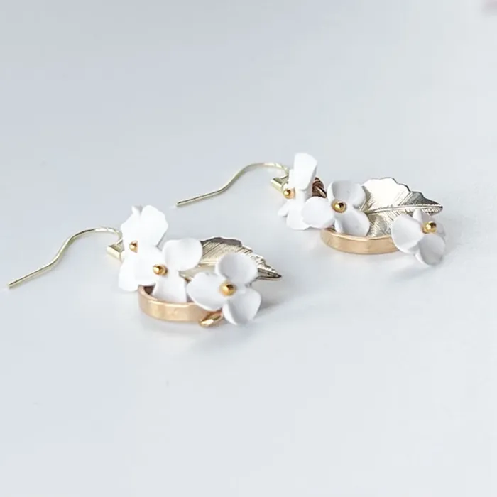 Willow Wattle Handmade Earrings NEW Gold and White Floral Drop Earrings