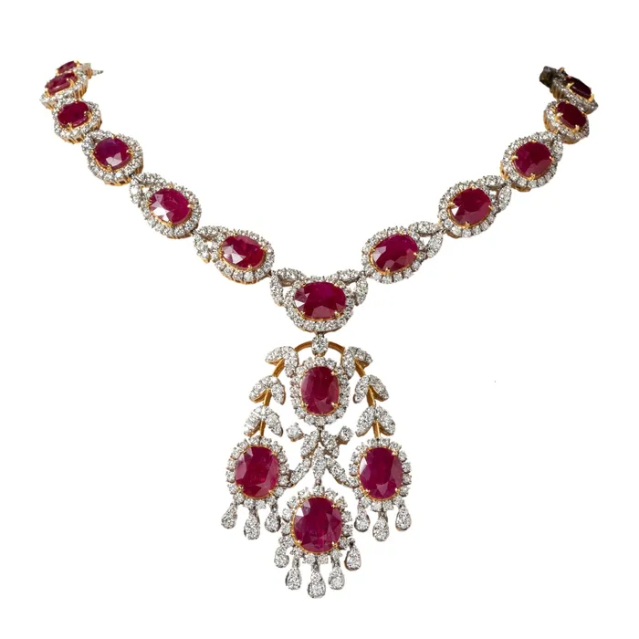 Beauvince Earrings Sensations Necklace Earrings and Bracelet Suite 15444 ct Rubies Diamonds in Gold