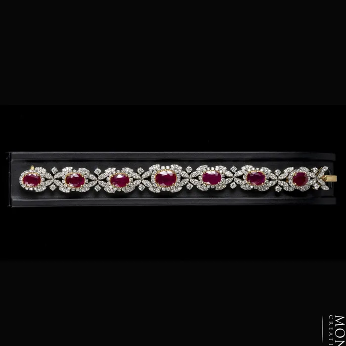 Beauvince Earrings Sensations Necklace Earrings and Bracelet Suite 15444 ct Rubies Diamonds in Gold