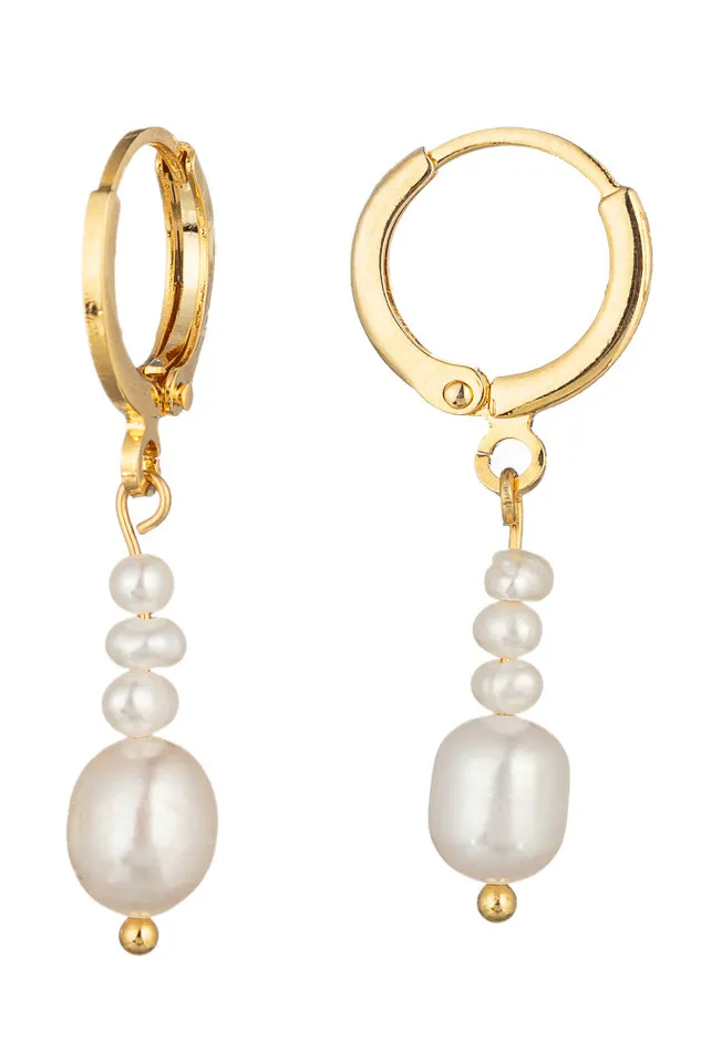 Earrings Eye Candy LA Elizabeth Shell Pearl Drop Earrings