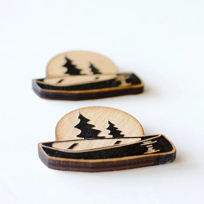 REBELLES DES BOIS DESIGN Necklaces Aimant canot Rebelles des bois design