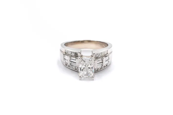 Rings 326 ctw Lab Grown Diamond Engagement Ring Crown Jewels Coin