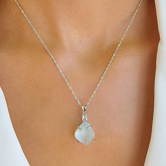 Uniquelan Jewelry Necklaces Raw Sky Blue Topaz Necklace