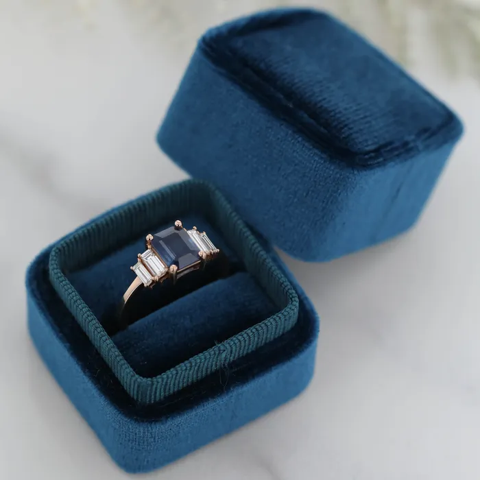 VENVS Rings The Eden 14k White Size 8 Stone SA46 Blue Ring Box Custom Engraving 0 VENVS Rings The Eden 14k White Size 8 Stone SA46 Blue Ring Box Custom Engraving 0