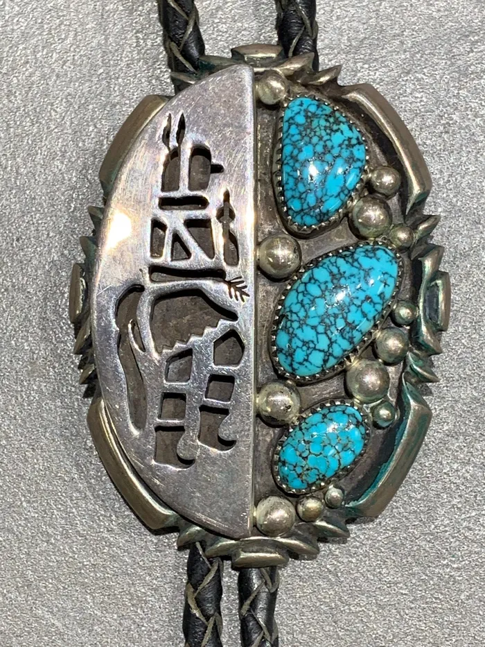 Wilson Begay Navajo Natural Turquoise Sterling Silver Bolo Crown Jewels Coin Necklaces Wilson Begay Navajo Natural Turquoise Sterling Silver Bolo Crown Jewels Coin Necklaces